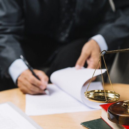 Letrados que nos confían sus asuntos judiciales